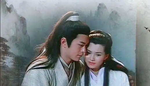 饰演郭芙城的傅明宪嫁给了大11岁的丈夫,退出娱乐圈,现在她51岁了单身一个人
