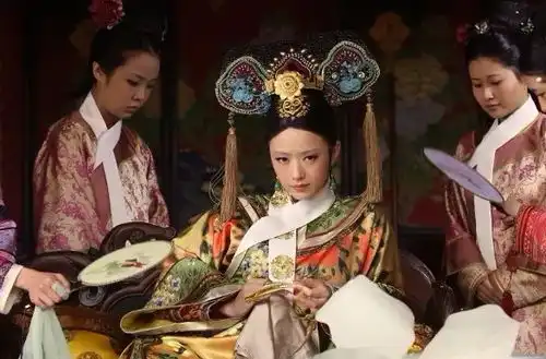 看完清朝后妃照片,才发现如懿传延禧攻略把我们骗得好惨
