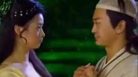 鱼日是个聪明人,只可惜是个红绿色盲

