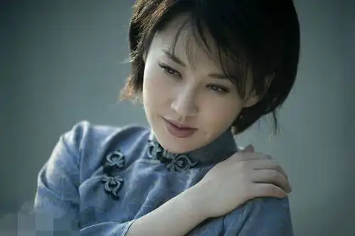 请用放大镜欣赏许晴,她哪个部位胖了她是同龄中身材最好的女神
