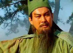 关羽英伟不凡,为什么偏偏戴着绿色的帽子揭秘关羽的着装之谜
