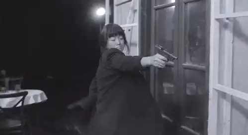 深度解读五种语言,两个女人,一个舞台
