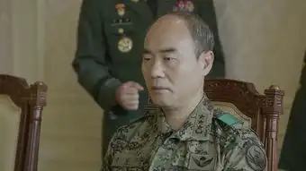 太阳的后裔第12集剧照,太阳的后裔图片

