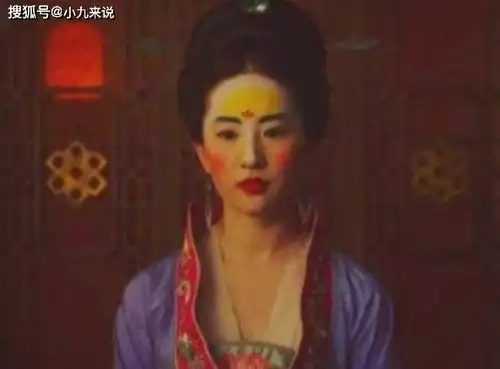 热巴挑战花木兰造型,画刘亦菲同款黄面妆,换她演票房肯定高
