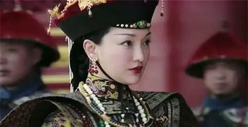 如懿传如懿终于当上皇后,随后接连生两子,两子的结局如何
