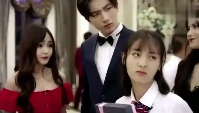 恶魔少爷别吻我韩七录你嘴上说的不要礼物,手却不由自主的动了
