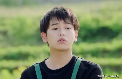 一个明星的诞生剧照姜潮