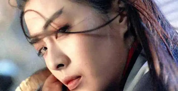 52岁王祖贤近照曝光,略发福无碍颜值,与白蛇撞造型引回忆
