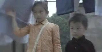 看了李湘10岁女儿,再看刘涛11岁女儿,同是星二代,差距好尴尬王诗龄