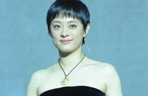 孙俪出席活动生图被曝后,遭吐槽又老又丑,孙俪随后分享打拳画面