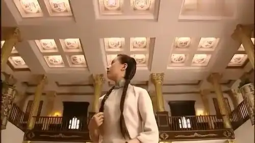 金粉世家金燕西将董洁领回自己家里,眼前的景象让董洁大开眼界
