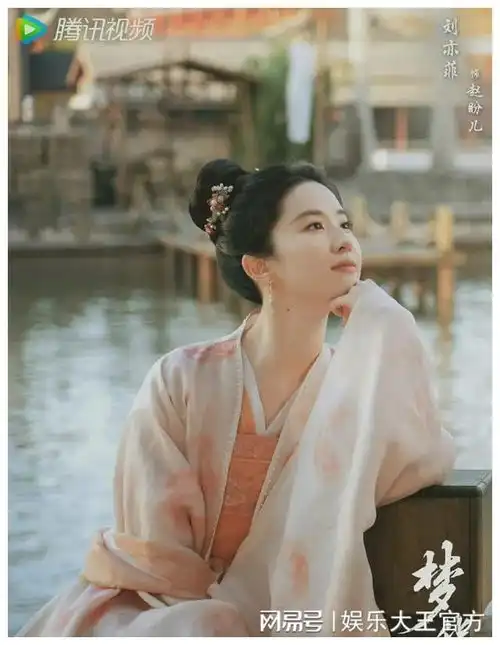 你愿意看陈晓和谁组cp
