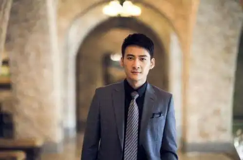 欢乐颂里痴恋樊胜美,戏外却是劈腿渣男狠撕前妻不留情
