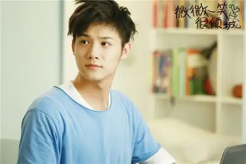 剧版微微曝制作特辑倾城夫妇谈青春
