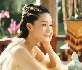 90后花旦古装pk花容月貌扮相迷人图
