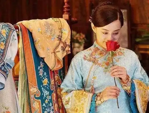 这不叫手串这是中国最美压襟
