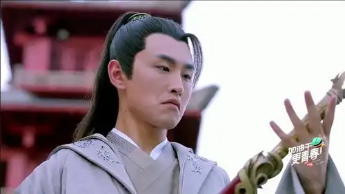 楚乔传宇文怀为何拿着楚乔的剑,他想要做什么
