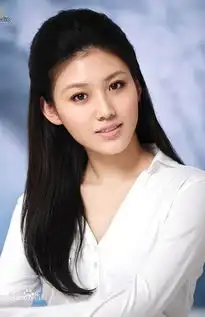 多情江山董小宛谁演的董鄂妃扮演者侯梦瑶个人资料照片