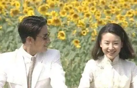 错爱一人,空房一生,痛失子女,余生看淡一切,情敌儿子为其送终

