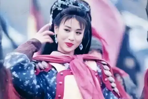 宋江凭啥当老大你看他像谁,难怪扈三娘被他征服,武松见他就跪
