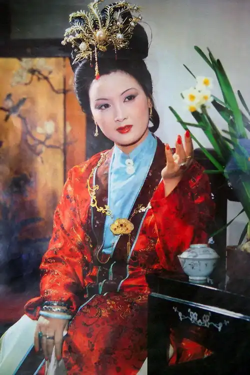 两版人物剧照大比拼,1987版红楼梦和2010版哪一部更经典
