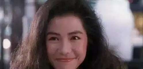 被张国荣称赞为全香港最靓的女人,为何只演10年戏就退出娱乐圈

