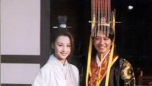 乌龙闯情关剧照老农民