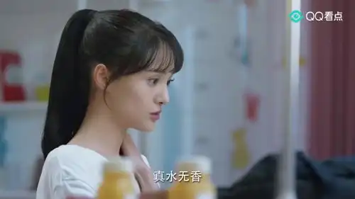 微微一笑很倾城微微点击视频,竟被真水和心计女秀了恩爱
