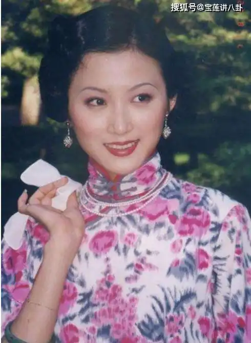 她出道合作周杰刘亦菲,长得美有才华,如今在家相夫教子被遗忘
