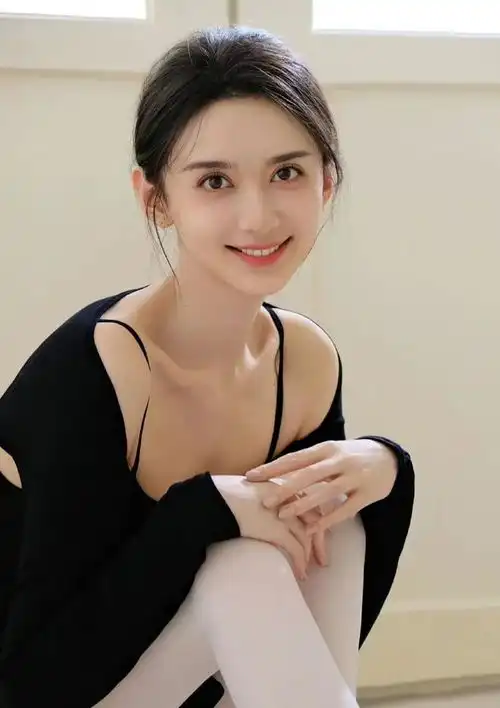 5月8日,要反转工作人员透露,聊天记录中的头像并不是高亚麟
