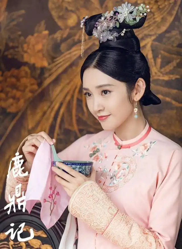 张一山版鹿鼎记开播,七个老婆都是美女,谁才是你的最爱
