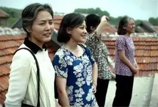 父母爱情老年后的安杰跟安欣渐行渐远,却跟江德华越来越像了
