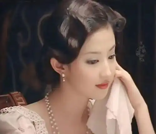 金粉世家大结局,金燕西被分居,抛妻弃子晚年孤独