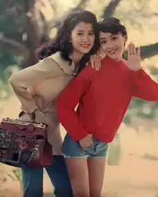 她21岁红遍香港,被誉为古装皇后,如今49岁活的像19岁少女
