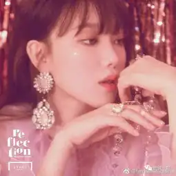 李圣经凭条腿挂一天热搜神仙比例让我一女的都沦陷了
