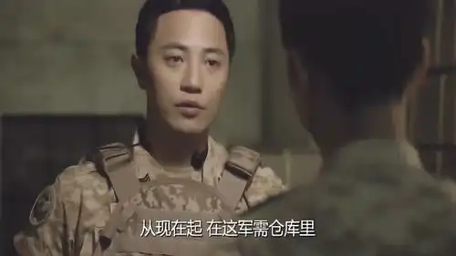 太阳的后裔医生吃个泡面都有黑人看着,这吃的下去吗
