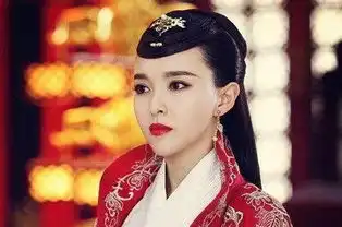 汤唯复出捞金被嘲一股韩国味儿,可连刘亦菲也扛不住这样的打扮啊
