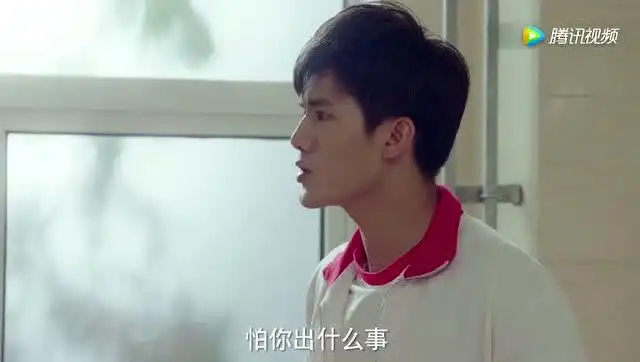 快把我哥带走时分在厕所搞笑,万岁以为他怎么了
