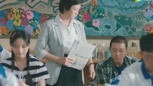 你好,旧时光徐志强上课偷懒被发现还连累了辛锐
