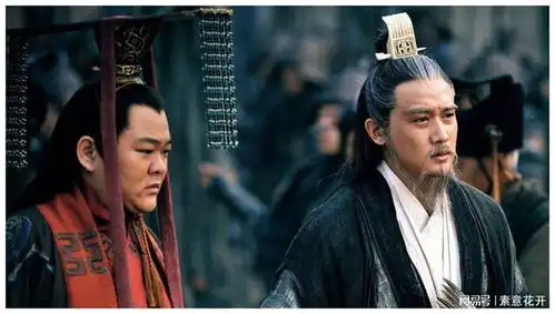 三国演义中,最令人恶心的人物是谁刘备吕布还是孙权

