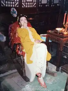 组图欧阳奋强重游大观园晒旧照曝拍摄趣事

