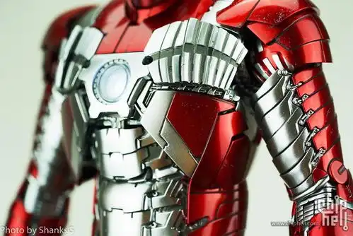 hottoys钢铁侠2钢铁侠markv16比例合金压铸
