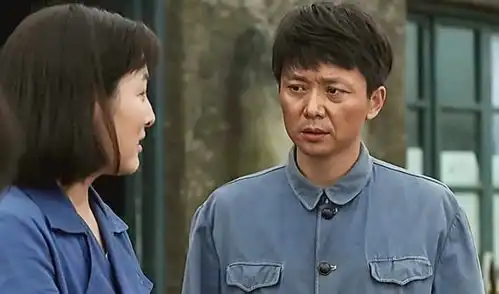 再看父母爱情,才发现安稳的生活和丰富的物质才是爱情的保障
