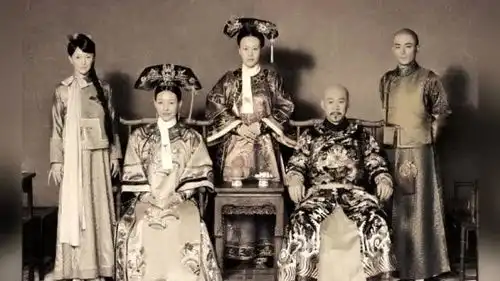 如懿传老照片剧组海报曝光各主演眼神意味深长暗藏玄机
