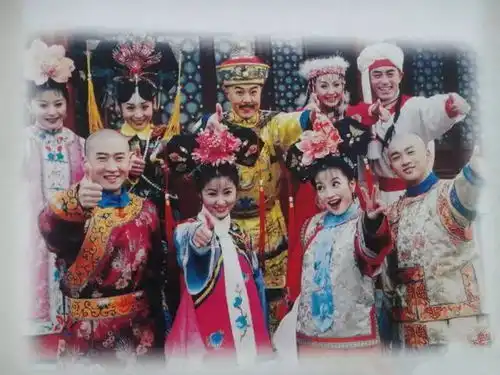 同是花轿姐妹,一起爆红却命运不同,一个整容离婚当小三花边无数,一个二婚嫁小鲜肉成隐形富婆搜狐
