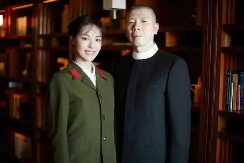 芳华剧照图片冯女郎