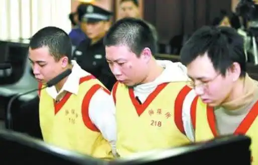 曾是中国足球天才,因赌球被开除,29岁杀人入狱,将于51岁出狱
