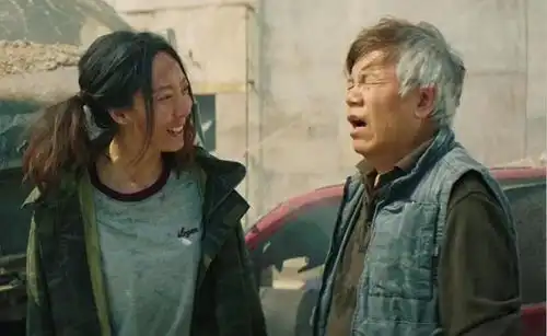 周星驰我想找个跑过龙套的大明星,王宝强既是巨星,又跑过龙套
