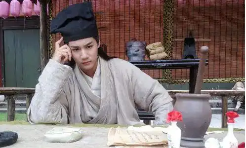 京剧男孩郑业成他凭什么成为新晋古装男神
