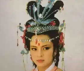 1987版红楼梦试妆照,相比现代化妆水平如何
